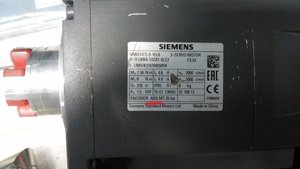 Фото серводвигателя по Оси Х (4136 просмотров) <a class='original' href='./download/file.php?id=154135&sid=61391e28681b65451b17e04a0462ee98&mode=view' target=_blank>Загрузить оригинал (120.08 КБ)</a>