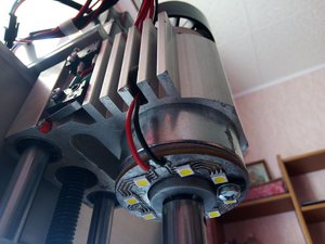 подсветка на шпинделе (4119 просмотров) <a class='original' href='./download/file.php?id=161293&mode=view' target=_blank>Загрузить оригинал (100.47 КБ)</a>