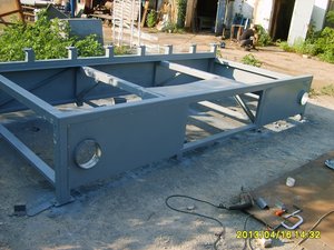 вид с зади, по середине уже стоит дверца , отверстия для вытяжки (18868 просмотров) <a class='original' href='./download/file.php?id=16214&mode=view' target=_blank>Загрузить оригинал (467.78 КБ)</a>