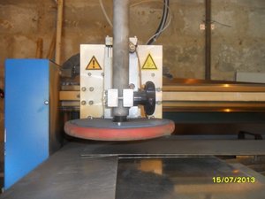 Вот собственно этим и выставляется зазор (6040 просмотров) <a class='original' href='./download/file.php?id=16351&mode=view' target=_blank>Загрузить оригинал (179.14 КБ)</a>