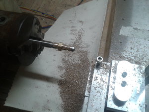 оправку нужно было ещё дальше вытянуть))<br /> для первого раза нормуль (7249 просмотров) <a class='original' href='./download/file.php?id=165217&mode=view' target=_blank>Загрузить оригинал (1.4 МБ)</a>