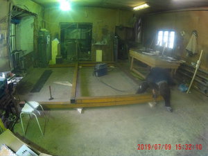 Варим раму, профиль 100*100*5 (4712 просмотров) <a class='original' href='./download/file.php?id=166210&mode=view' target=_blank>Загрузить оригинал (1.82 МБ)</a>