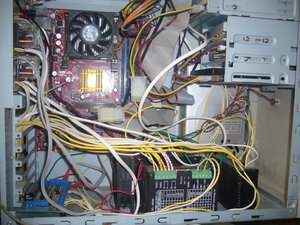 Все кишки ЧПУ затолкал в комп (40853 просмотра) <a class='original' href='./download/file.php?id=1671&mode=view' target=_blank>Загрузить оригинал (268.25 КБ)</a>