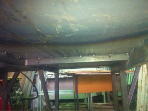 Дно ванны по прихватывал точечной сваркой к опорам (5110 просмотров) <a class='original' href='./download/file.php?id=16872&mode=view' target=_blank>Загрузить оригинал (1.1 МБ)</a>