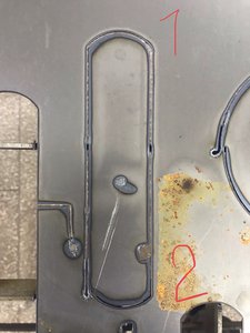 На точке 2 начинает резко поворачивать и вообще не похоже на радиус в точке 1 (2967 просмотров) <a class='original' href='./download/file.php?id=168797&sid=b7e1a89b82c48ee97cacd0179900025f&mode=view' target=_blank>Загрузить оригинал (568.7 КБ)</a>