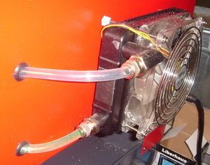 система охлаждения протекает внутри станка (8356 просмотров) <a class='original' href='./download/file.php?id=17063&mode=view' target=_blank>Загрузить оригинал (291.76 КБ)</a>