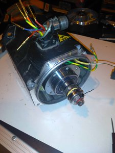 KUKA_.jpg (6714 просмотров) <a class='original' href='./download/file.php?id=177320&mode=view' target=_blank>Загрузить оригинал (435.4 КБ)</a>