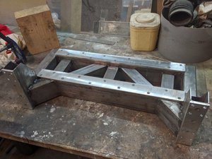 вот фото портала - приклеены накладки под рельсы и под каретки. (5277 просмотров) <a class='original' href='./download/file.php?id=177660&mode=view' target=_blank>Загрузить оригинал (107.25 КБ)</a>