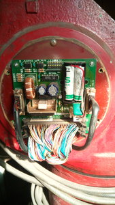 Плата, куда сошлись энкодеры. На руке (8480 просмотров) <a class='original' href='./download/file.php?id=177755&mode=view' target=_blank>Загрузить оригинал (5.37 МБ)</a>