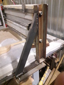 временные стойки (5851 просмотр) <a class='original' href='./download/file.php?id=178570&mode=view' target=_blank>Загрузить оригинал (3.89 МБ)</a>