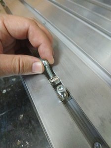 С такими гайками не вижу сложностей. (2776 просмотров) <a class='original' href='./download/file.php?id=183724&mode=view' target=_blank>Загрузить оригинал (1.93 МБ)</a>