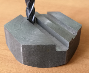 Фреза D-6мм за один проход 4мм в глубину всем телом Сталь 45 на станке Esfero 3D-S6802 (3393 просмотра) <a class='original' href='./download/file.php?id=184329&mode=view' target=_blank>Загрузить оригинал (400.84 КБ)</a>