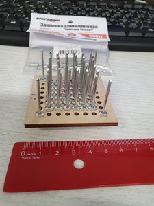 Макет мини-столика для вытяжных заклепок. (2866 просмотров) <a class='original' href='./download/file.php?id=185052&mode=view' target=_blank>Загрузить оригинал (213.97 КБ)</a>