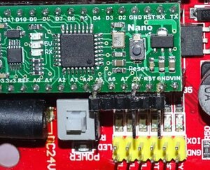 К которой подключается колодка Z-щупа. У меня он просто резистор в 1,5 кОм с последовательно подключенным светодиодом. Резистор на +5 В, красный (земля) на корпус шпинделя, желтый (A5) на фольгу платы. (1952 просмотра) <a class='original' href='./download/file.php?id=188131&mode=view' target=_blank>Загрузить оригинал (84.56 КБ)</a>