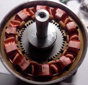 внутренности (2225 просмотров) <a class='original' href='./download/file.php?id=18854&mode=view' target=_blank>Загрузить оригинал (82.68 КБ)</a>