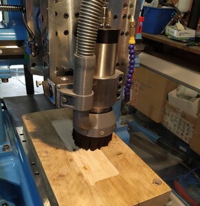 CNC MILL MACHINE 008.jpg (2046 просмотров) <a class='original' href='./download/file.php?id=189094&mode=view' target=_blank>Загрузить оригинал (184.74 КБ)</a>