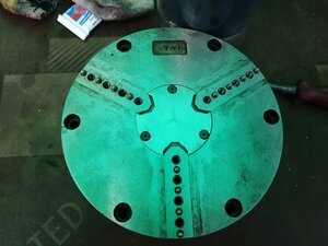 патрон кулачковый пневматический ! (1712 просмотров) <a class='original' href='./download/file.php?id=189826&mode=view' target=_blank>Загрузить оригинал (385.19 КБ)</a>