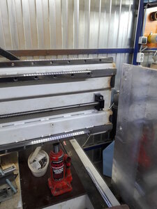 снятие верхней направляйки (2253 просмотра) <a class='original' href='./download/file.php?id=189879&mode=view' target=_blank>Загрузить оригинал (3.99 МБ)</a>