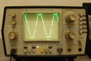 Осциллограмма напряжения на одной из обмоток S4225-B24 при 24000 об/мин. (1771 просмотр) <a class='original' href='./download/file.php?id=192549&mode=view' target=_blank>Загрузить оригинал (334.7 КБ)</a>