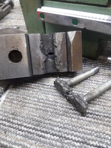 крепление суппорта отпало (8318 просмотров) <a class='original' href='./download/file.php?id=196430&mode=view' target=_blank>Загрузить оригинал (5.68 МБ)</a>