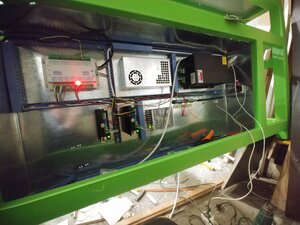 розведено питание и даже подключен драйвер с мотором оси Х (1316 просмотров) <a class='original' href='./download/file.php?id=198486&mode=view' target=_blank>Загрузить оригинал (4.47 МБ)</a>