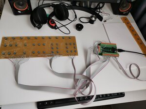 Пока на коленке..... (1207 просмотров) <a class='original' href='./download/file.php?id=199010&mode=view' target=_blank>Загрузить оригинал (2.18 МБ)</a>