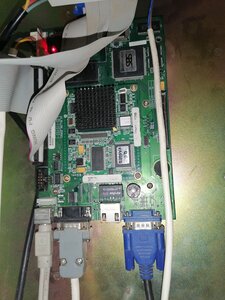 Старый контроллер выглядит вот так. (1768 просмотров) <a class='original' href='./download/file.php?id=200011&mode=view' target=_blank>Загрузить оригинал (4.21 МБ)</a>