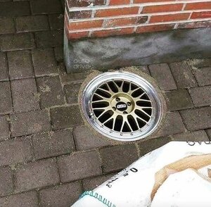 уке6.jpg (1694 просмотра) <a class='original' href='./download/file.php?id=201762&mode=view' target=_blank>Загрузить оригинал (62.5 КБ)</a>