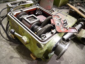 Передняя бабка на время пескоочистки встанет обратно на станину. (4843 просмотра) <a class='original' href='./download/file.php?id=201785&mode=view' target=_blank>Загрузить оригинал (5.87 МБ)</a>