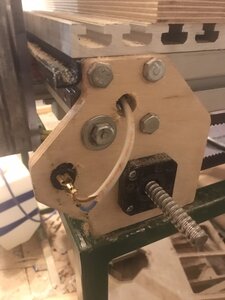 ближний конец оси Y (858 просмотров) <a class='original' href='./download/file.php?id=203973&mode=view' target=_blank>Загрузить оригинал (549.2 КБ)</a>