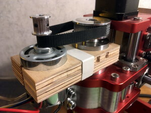 Nidec_Clamp.jpg (701 просмотр) <a class='original' href='./download/file.php?id=204465&mode=view' target=_blank>Загрузить оригинал (157.82 КБ)</a>