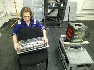 Чистый и вымытый шпиндель готов к установке в корпус. (123999 просмотров) <a class='original' href='./download/file.php?id=204614&mode=view' target=_blank>Загрузить оригинал (5.62 МБ)</a>