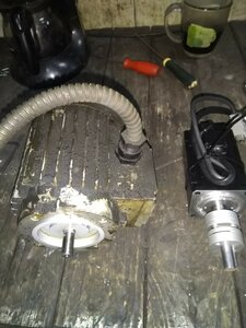 сравнение габаритов, у обоих одинаковый крутящий момент, старый 1500об/мин, новый 3000об/мин (3986 просмотров) <a class='original' href='./download/file.php?id=206493&mode=view' target=_blank>Загрузить оригинал (633.79 КБ)</a>