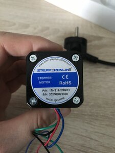 Шаговый двигатель 17hs19-2004s1 (3447 просмотров) <a class='original' href='./download/file.php?id=206702&mode=view' target=_blank>Загрузить оригинал (170.36 КБ)</a>