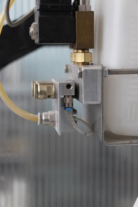 Под клапанами камера смешения с регулировками. (3017 просмотров) <a class='original' href='./download/file.php?id=20835&mode=view' target=_blank>Загрузить оригинал (4.91 МБ)</a>