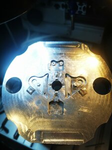 Форма с лазерной наплавкой изношенных частей (878 просмотров) <a class='original' href='./download/file.php?id=211285&mode=view' target=_blank>Загрузить оригинал (131.76 КБ)</a>