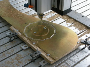 Вырезка фланца на колонну арфы. (2623 просмотра) <a class='original' href='./download/file.php?id=21768&mode=view' target=_blank>Загрузить оригинал (4.29 МБ)</a>