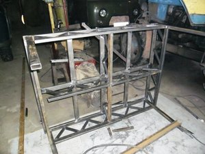 снизу (3437 просмотров) <a class='original' href='./download/file.php?id=23082&mode=view' target=_blank>Загрузить оригинал (262.16 КБ)</a>