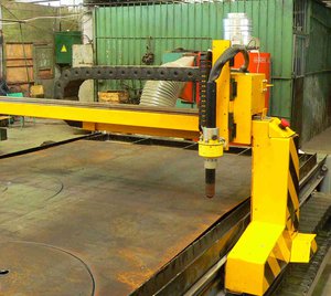 Этот-же станок, вида на портал. (5343 просмотра) <a class='original' href='./download/file.php?id=26571&mode=view' target=_blank>Загрузить оригинал (162.86 КБ)</a>