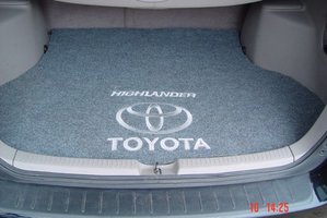 вышивает даже на авто коврике (4029 просмотров) <a class='original' href='./download/file.php?id=26809&mode=view' target=_blank>Загрузить оригинал (36.46 КБ)</a>