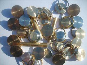 металлические печати (2000 просмотров) <a class='original' href='./download/file.php?id=28395&mode=view' target=_blank>Загрузить оригинал (418.25 КБ)</a>