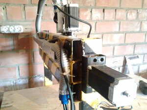 Вид на двигатель оси Y (6541 просмотр) <a class='original' href='./download/file.php?id=29552&mode=view' target=_blank>Загрузить оригинал (71.78 КБ)</a>