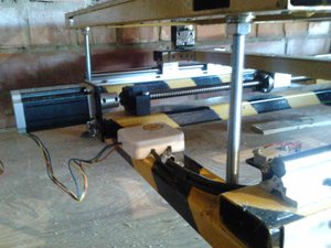 Двигатель оси X (6541 просмотр) <a class='original' href='./download/file.php?id=29554&mode=view' target=_blank>Загрузить оригинал (73.47 КБ)</a>