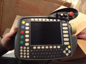 Сенсорный пульт управления и програмирования (6590 просмотров) <a class='original' href='./download/file.php?id=29586&mode=view' target=_blank>Загрузить оригинал (1.69 МБ)</a>