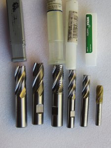 фрезки.JPG (2411 просмотров) <a class='original' href='./download/file.php?id=29796&mode=view' target=_blank>Загрузить оригинал (315.3 КБ)</a>