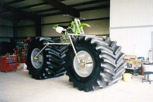 big_tires_19.jpg (2042 просмотра) <a class='original' href='./download/file.php?id=31589&mode=view' target=_blank>Загрузить оригинал (53.52 КБ)</a>