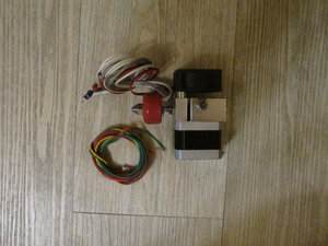 Экструдер в сборе (4461 просмотр) <a class='original' href='./download/file.php?id=32171&mode=view' target=_blank>Загрузить оригинал (2.92 МБ)</a>