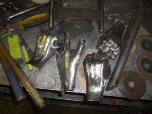 а это призы на мото-выставку (16117 просмотров) <a class='original' href='./download/file.php?id=32286&mode=view' target=_blank>Загрузить оригинал (94.4 КБ)</a>