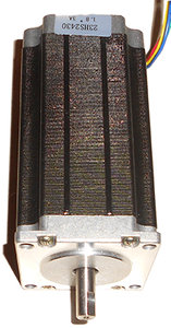 Шаговый двигатель.jpg (4452 просмотра) <a class='original' href='./download/file.php?id=32540&mode=view' target=_blank>Загрузить оригинал (101.65 КБ)</a>