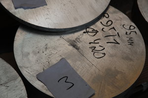 Пруток В95Т1 Ф420 мм, с АТП. пр-во АЛКОА-СМЗ,  заготовки треснули при резке (12896 просмотров) <a class='original' href='./download/file.php?id=34529&sid=48cb3759e69328ea656f3bff845ea806&mode=view' target=_blank>Загрузить оригинал (6.15 МБ)</a>